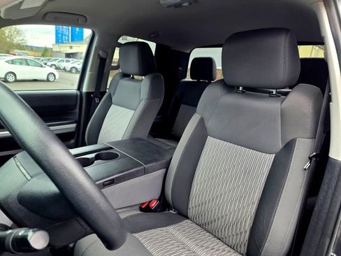 Used 2016 Toyota Tundra SR5 image 25