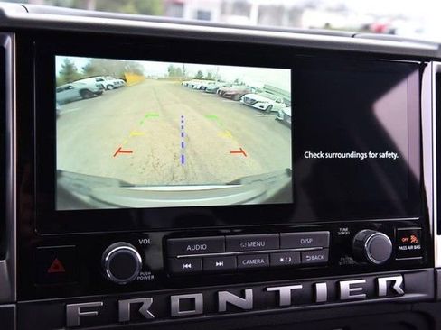 Certified 2025 Nissan Frontier SV w/ SV Convenience Package image 17