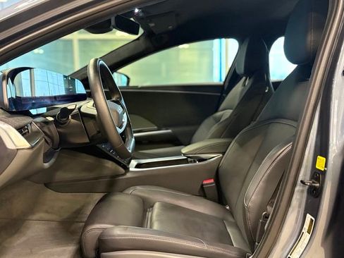 Used 2024 Lucid Air Touring image 10