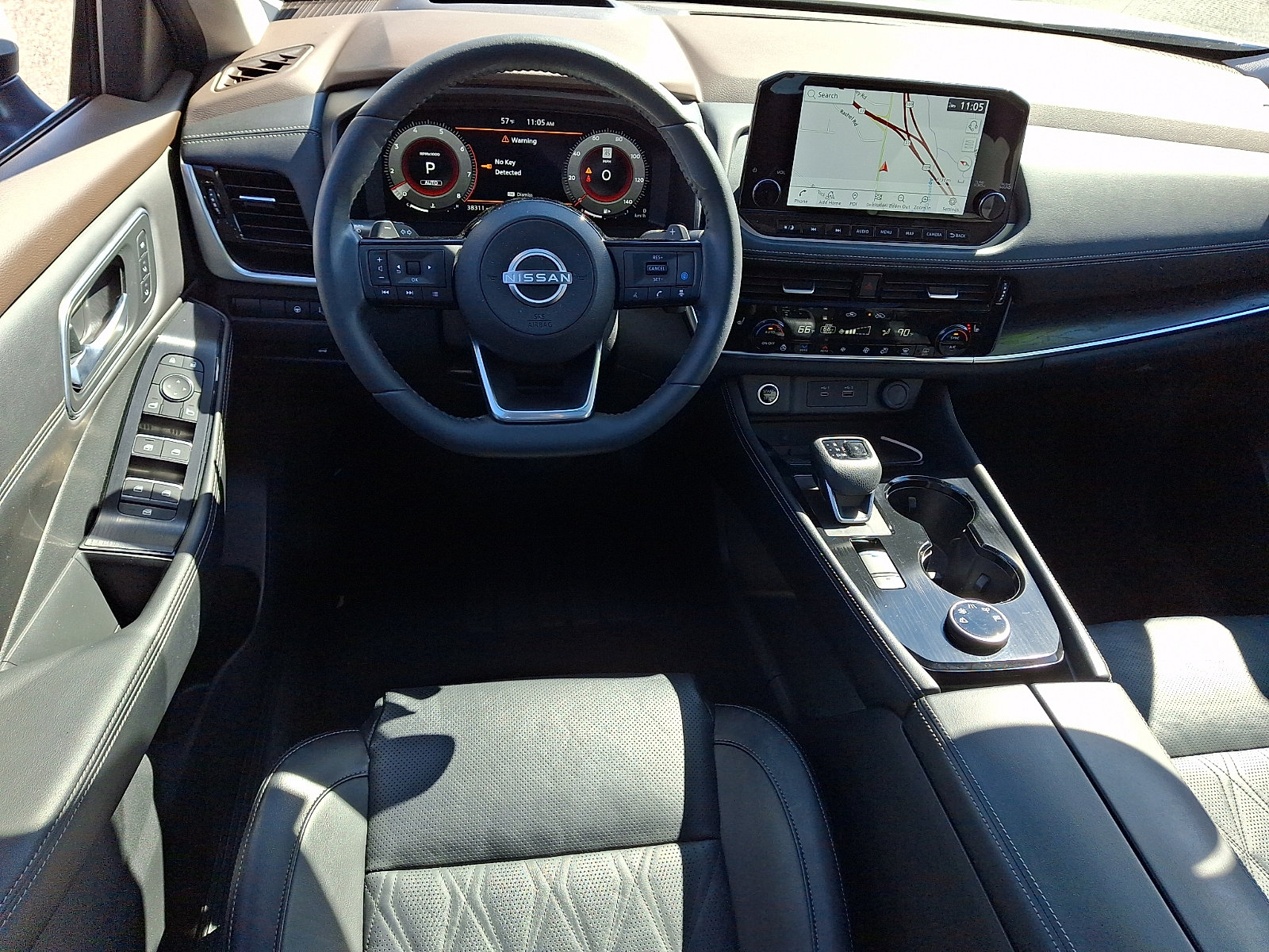 Used 2023 Nissan Rogue Platinum w/ Platinum Premium Package AWD/4WD image 12