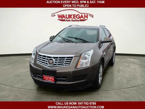 Used 2016 Cadillac SRX Luxury image 1
