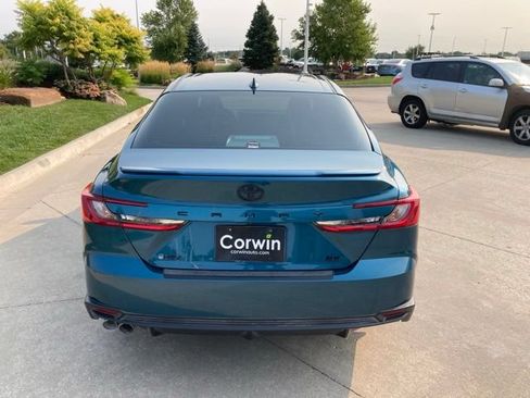 Used 2025 Toyota Camry SE FWD image 5