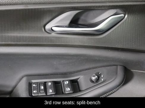 Used 2023 Jeep Grand Cherokee L Laredo AWD/4WD image 22