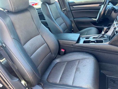 Used 2019 Honda Accord Sport image 12