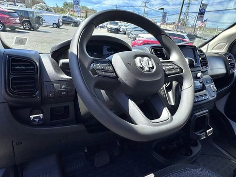 Used 2025 RAM ProMaster 2500 w/ Convenience Group image 16