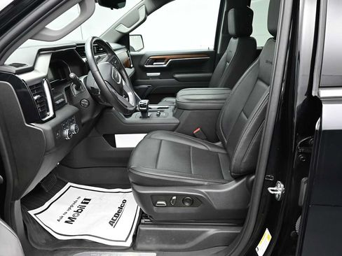 Used 2023 GMC Sierra 1500 Denali w/ Denali Reserve Package AWD/4WD image 11