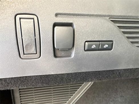 New 2026 Lincoln Nautilus Reserve w/ Jet Appearance Package image 12