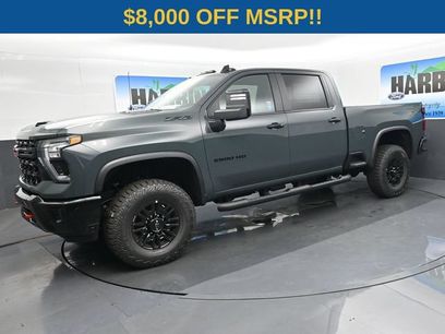 New 2026 Chevrolet Silverado 2500 ZR2 w/ LPO, Dark Essentials Package