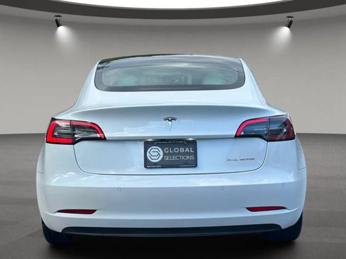 Used 2022 Tesla Model 3 Long Range AWD/4WD image 5