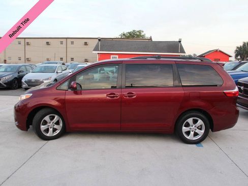 Used 2016 Toyota Sienna LE FWD image 6