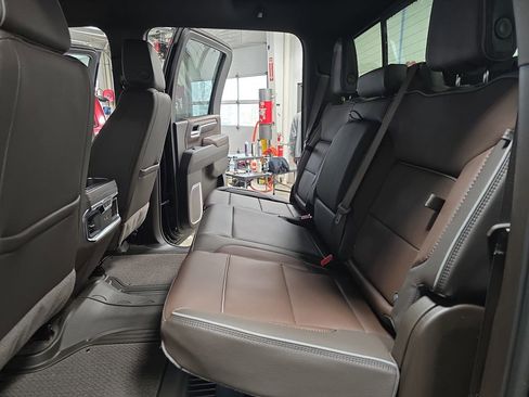 New 2026 GMC Sierra 2500 Denali w/ Denali Reserve Package AWD/4WD image 14