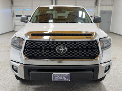 Used 2021 Toyota Tundra SR5 w/ SR5 Leather Package image 7
