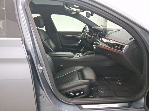 Used 2017 BMW 540i image 34