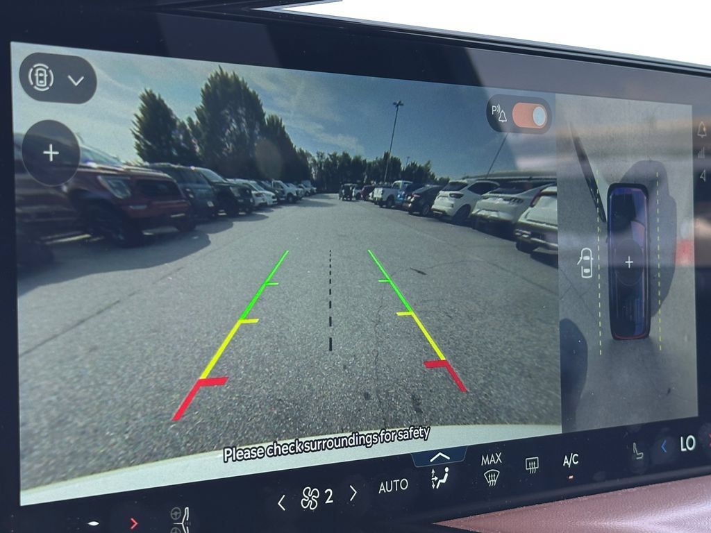 Used 2025 Lincoln Aviator Reserve w/ Equipment Group 201A AWD/4WD image 17
