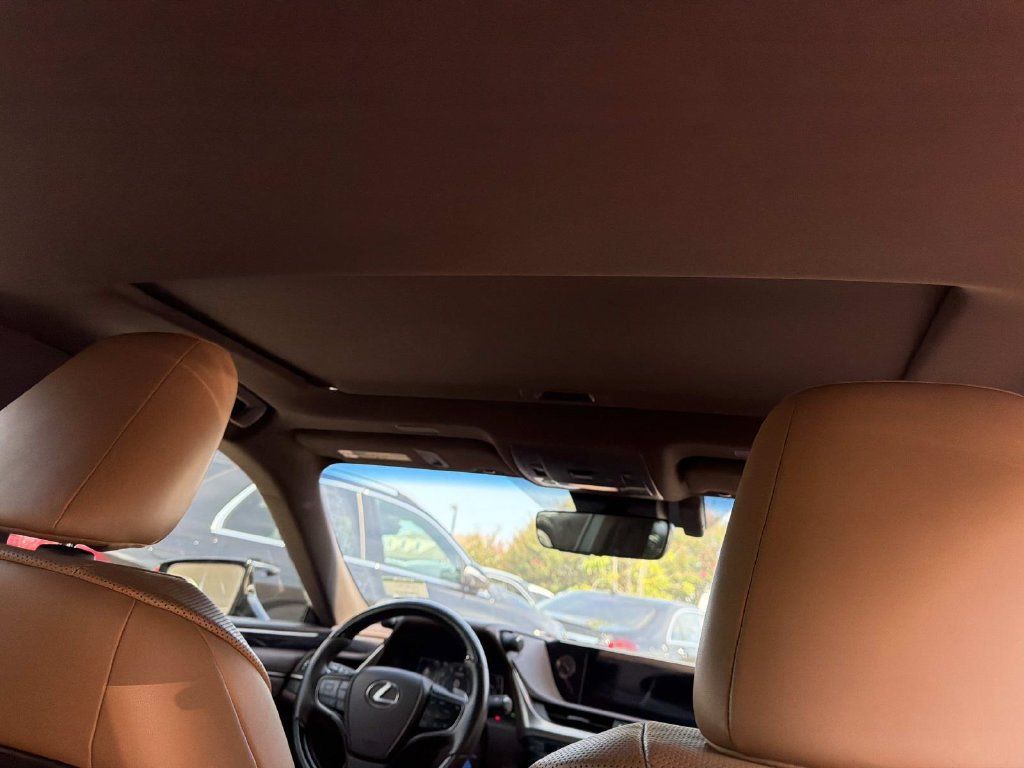 Used 2020 Lexus ES 350 w/ Premium Package FWD image 10