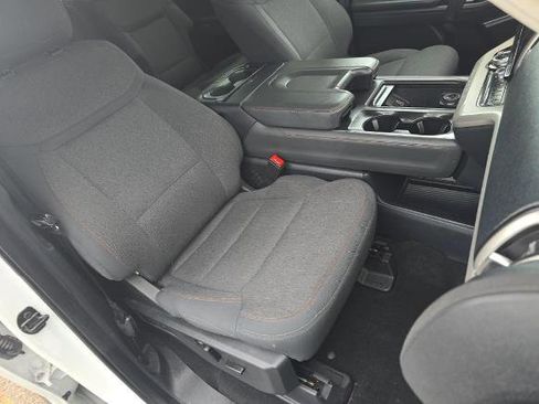 Used 2025 Ford Expedition Max Active image 9