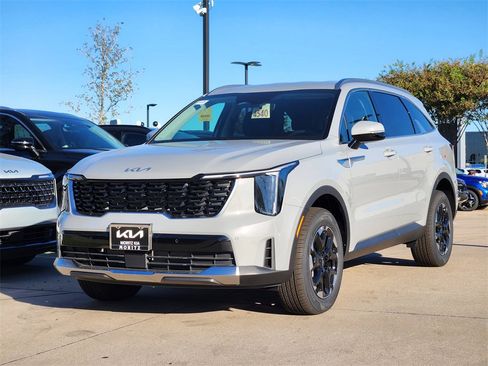 New 2026 Kia Sorento S image 2
