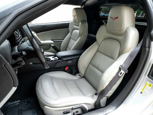 Used 2012 Chevrolet Corvette Grand Sport w/ 3LT Preferred Equipment Group RWD image 28