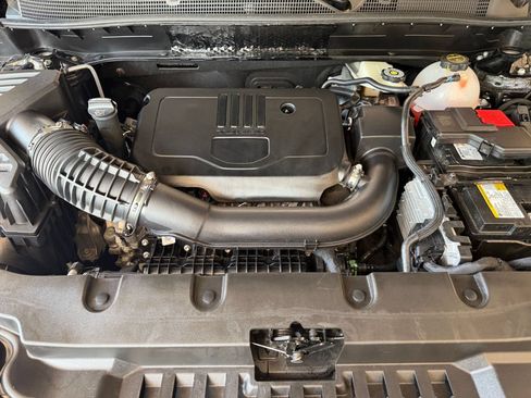 Used 2026 Chevrolet Blazer LT FWD image 28