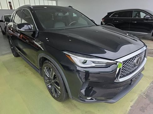 Used 2021 INFINITI QX50 Luxe w/ Appearance Package image 3