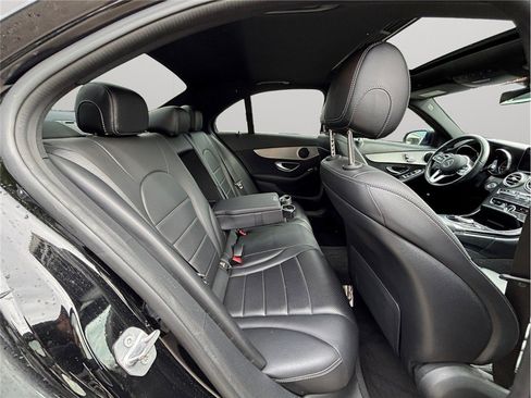 Used 2019 Mercedes-Benz C 300 Sedan image 38