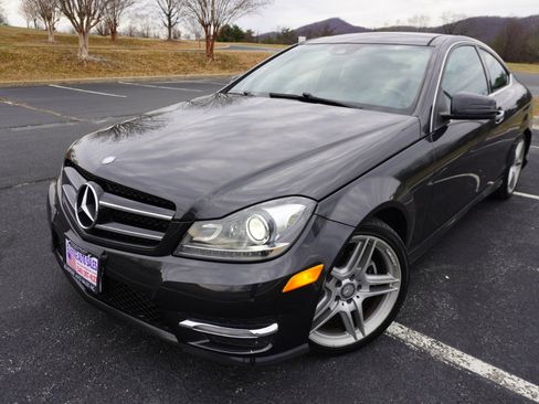 Used 2014 Mercedes-Benz C 250 Coupe image 6