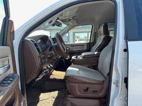Used 2023 RAM 3500 Laramie AWD/4WD image 14