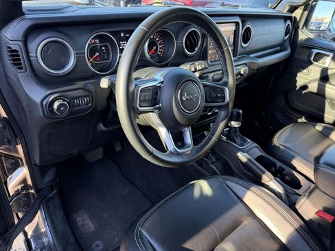 Used 2018 Jeep Wrangler Unlimited Sahara w/ Dual Top Group image 13