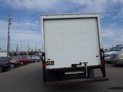 Used 2017 Ford E-450 and Econoline 450 Super Duty w/ Power Windows & Locks Group image 51