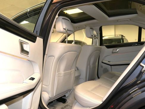 Used 2015 Mercedes-Benz E 350 Sedan image 82