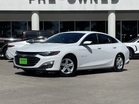 Certified 2024 Chevrolet Malibu LT image 2
