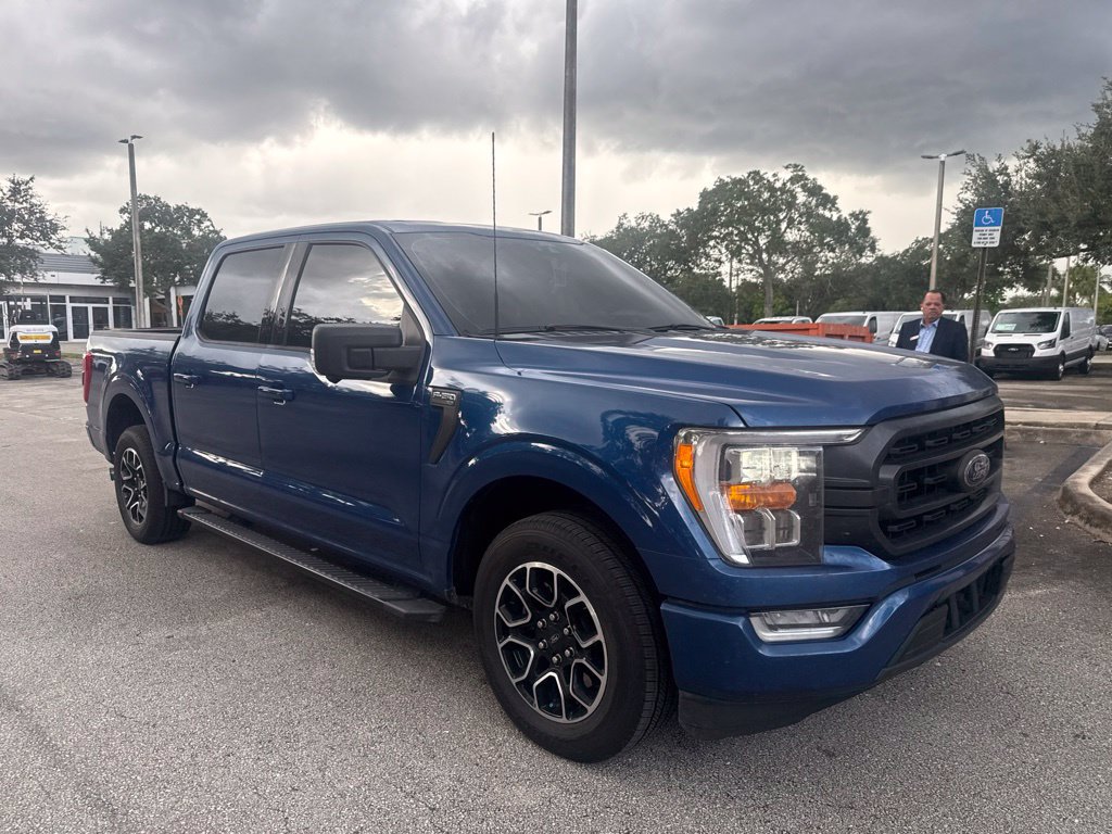 Used 2022 Ford F150 XLT w/ Equipment Group 302A High RWD image 2