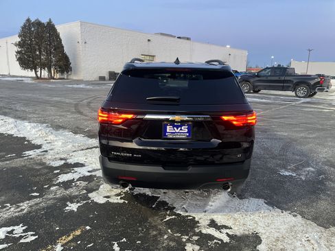 Used 2023 Chevrolet Traverse LT image 5