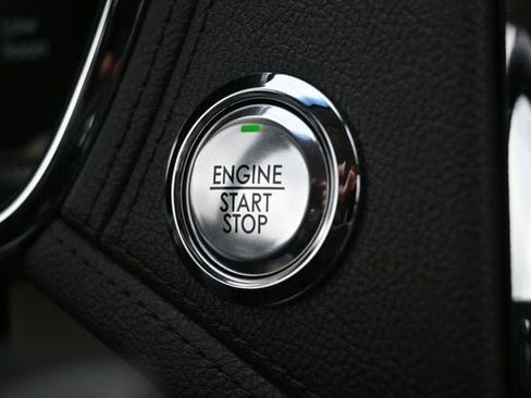 Used 2017 Lincoln Continental Reserve w/ Technology Package image 33