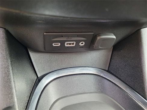 Used 2024 Chevrolet Malibu LT image 21