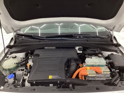 Used 2019 Hyundai Ioniq Limited image 40