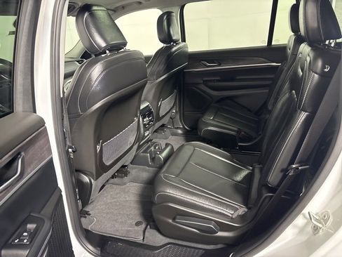 Certified 2023 Jeep Grand Cherokee L Limited w/ Trailer Tow Group (B) image 24