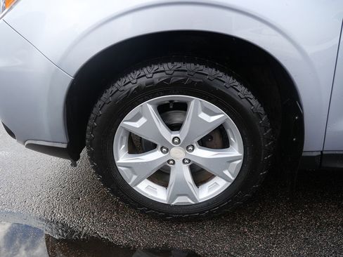 Used 2015 Subaru Forester 2.5i Premium image 31