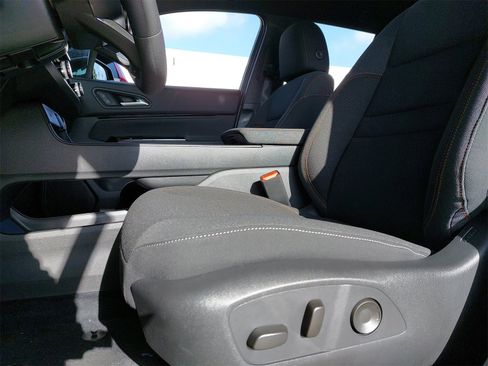 New 2025 Honda Prologue EX image 28