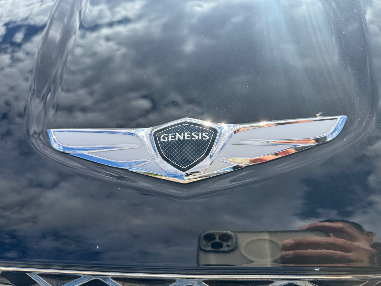 Used 2022 Genesis GV70 2.5T w/ Advanced Package AWD/4WD image 24