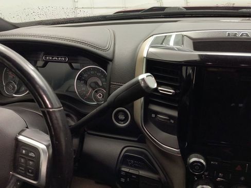 Used 2019 RAM 3500 Laramie image 22