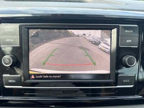 Used 2022 Volkswagen Taos S AWD/4WD image 19