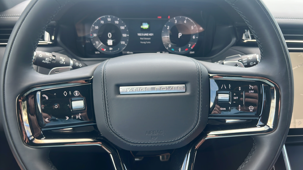 New 2026 Land Rover Range Rover Velar Belgravia AWD/4WD image 32