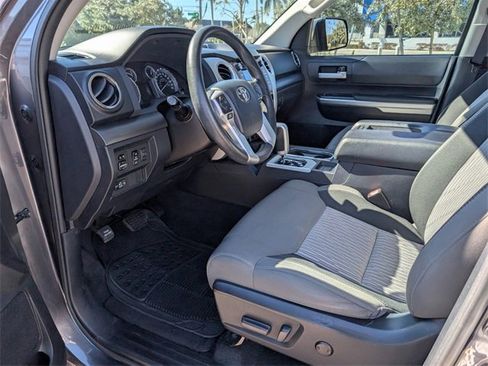 Used 2017 Toyota Tundra SR image 6