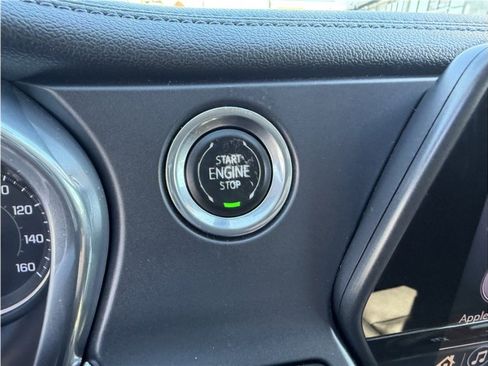 Used 2019 Chevrolet Blazer LT image 35