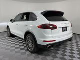 Used 2016 Porsche Cayenne image 3