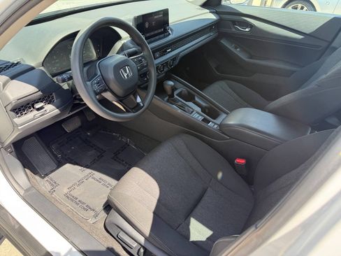 Used 2023 Honda Accord EX image 23