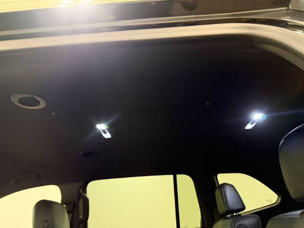 Used 2024 GMC Acadia Elevation AWD/4WD image 50
