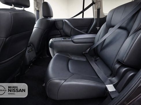 Used 2024 INFINITI QX80 Luxe RWD image 18