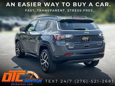 Used 2024 Jeep Compass Limited w/ Elite Group AWD/4WD image 7